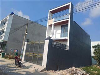 Nhà đẹp hưng long bình chánh chỉ 1.75 tỷ xây mới tinh  đường xe tải thông lớn, cách ql50 chỉ 500m.