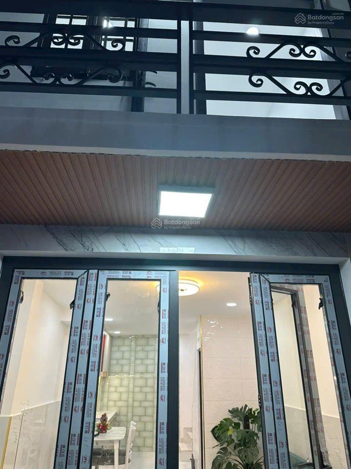 Nhà nhỏ 1.2 tỷ sổ hồng riêng ngay đường liên ấp 4  5, hưng long, bình chánh. góp 5  7tr/tháng
