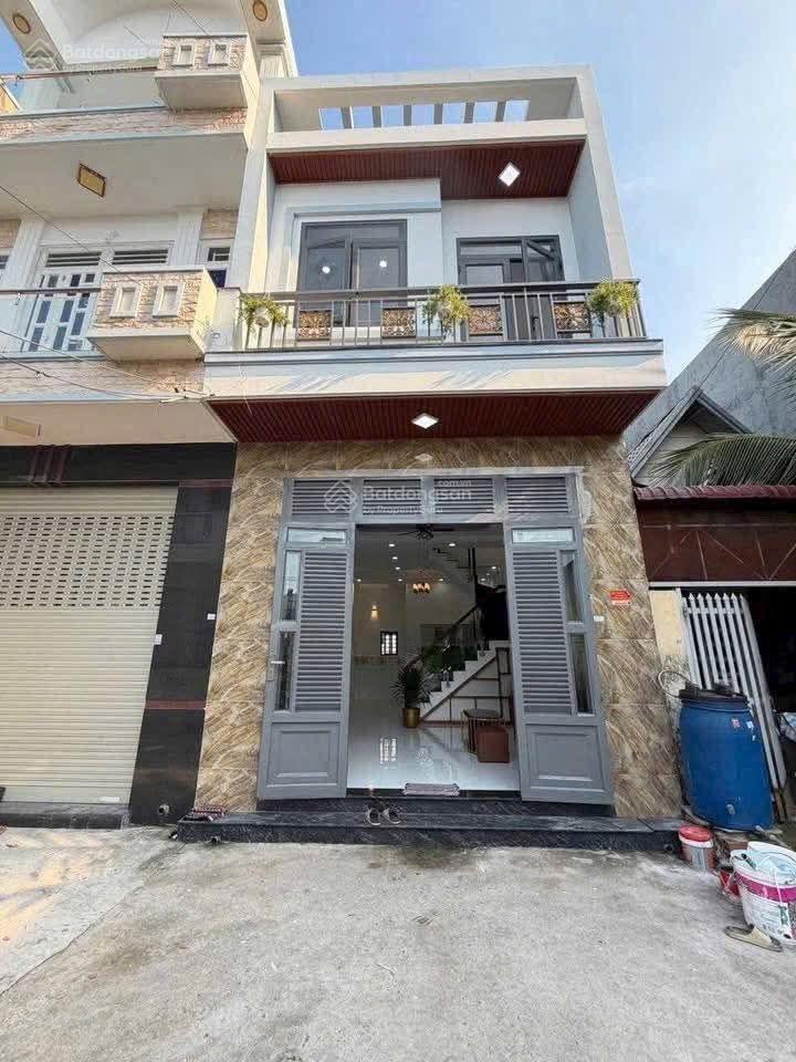 Chỉ 1,4 tỷ mua nhà 44m, sổ hồng riêng, ngay liên ấp 45, bình chánh.