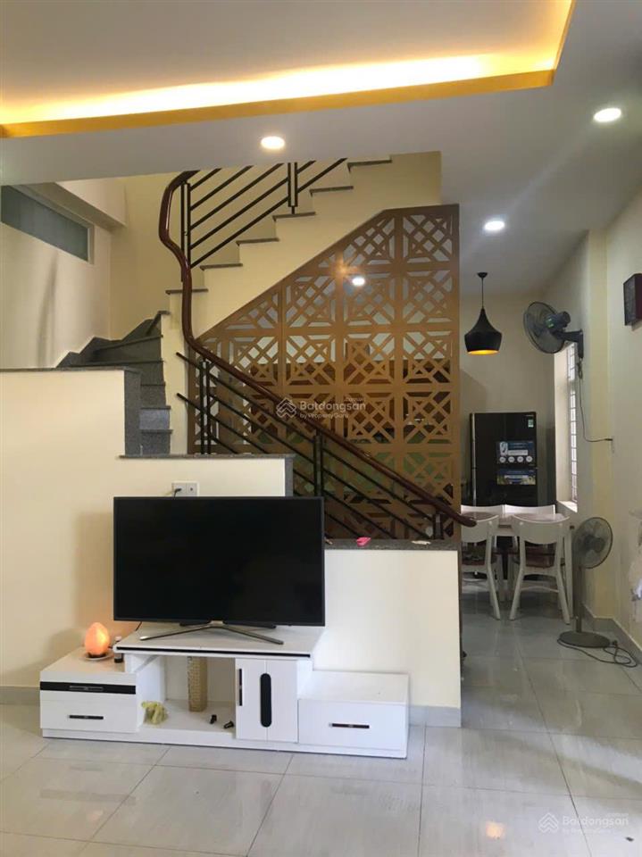  bán nhà 3 tầng hẻm oto đường yesin gần biển trung tâm thành phố   0798 379 ***