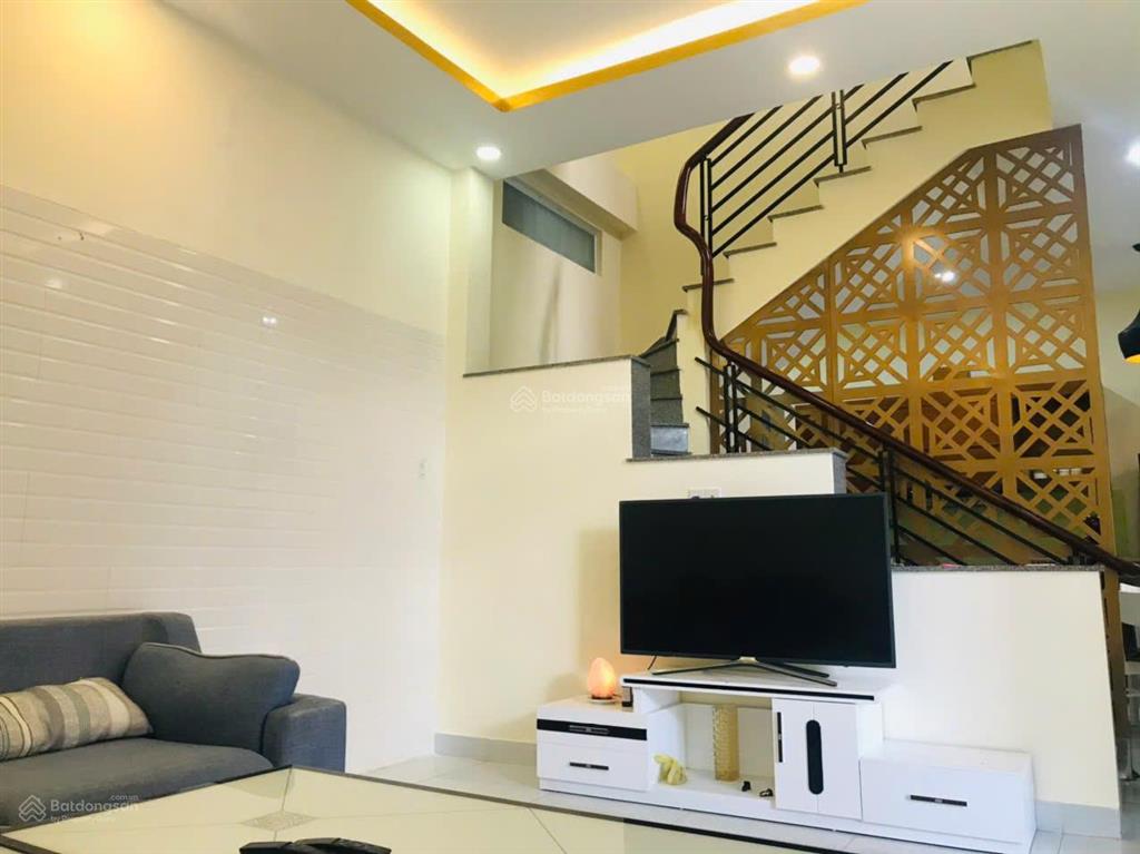  bán nhà 3 tầng hẻm oto đường yesin gần biển trung tâm thành phố   0798 379 ***