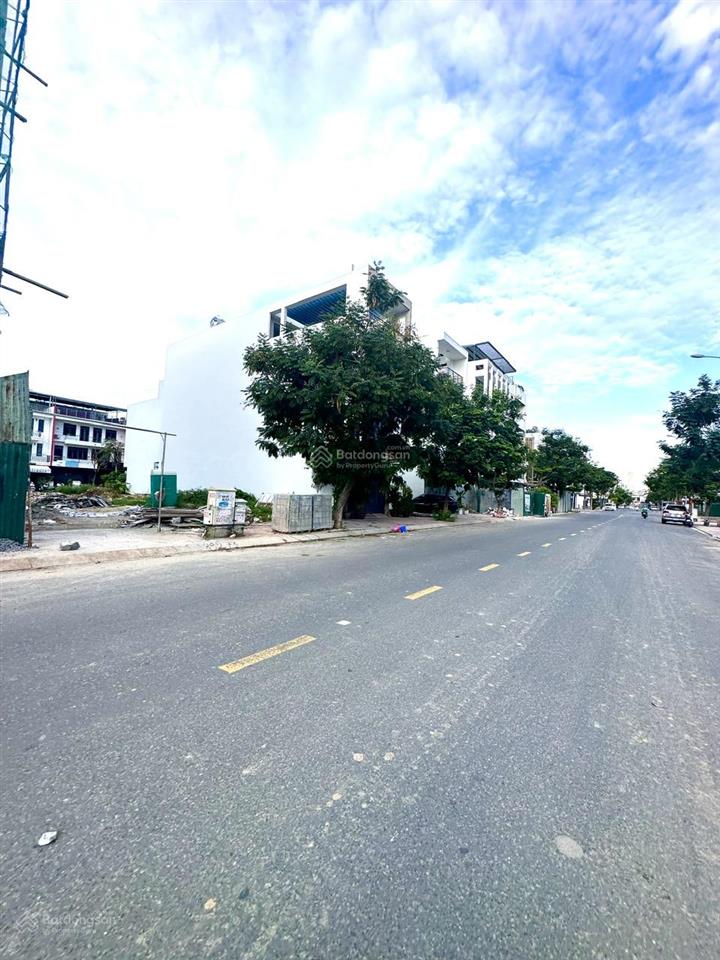 Bán nhà 3.5 tầng khu đô thị hà quang 2 vị trí đẹp ở hoặc cho thuê  0798 379 ***