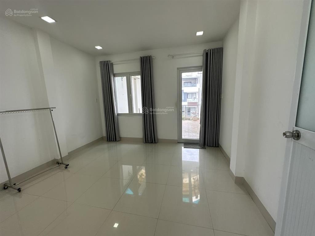 Bán nhà 3 tầng khu đô thị hà quang 2 đường lớn.  0798 379 ***