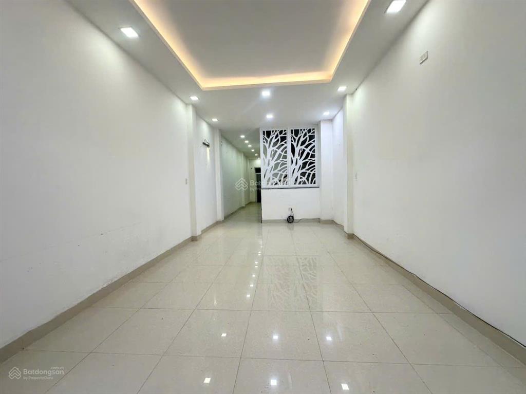 Bán nhà 3 tầng khu đô thị hà quang 2 đường lớn.  0798 379 ***