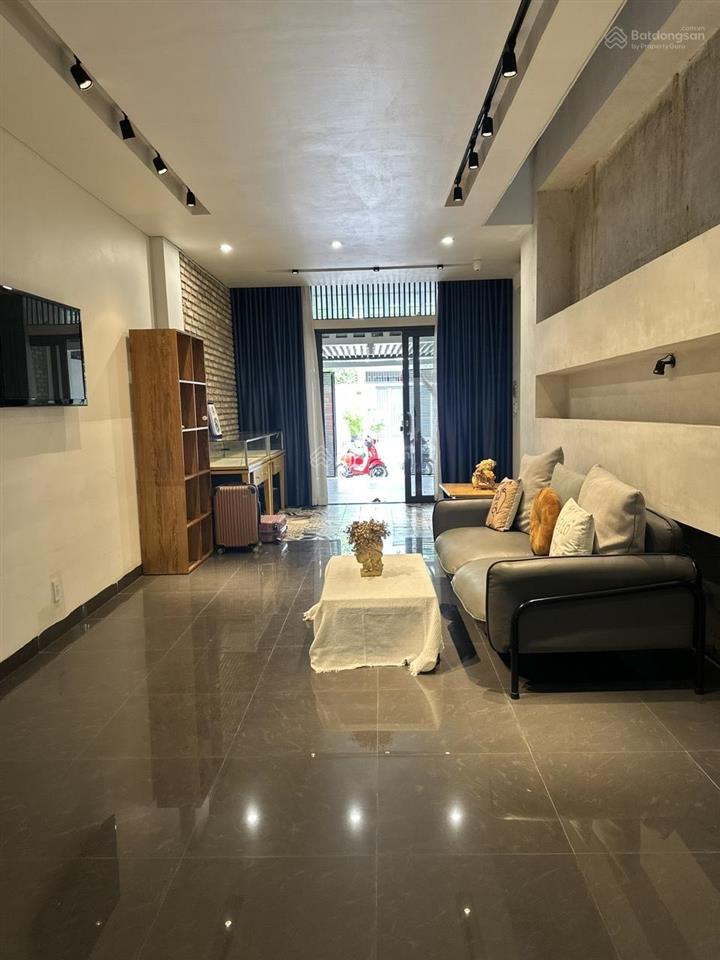 Bán nhà 3.5 tầng khu đô thị hà quang 2, full nội thất.  0798 379 ***