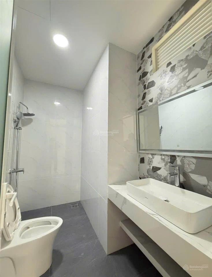 Bán nhà 3 tầng xây mới chưa sử dụng phương tây nha trang   0798 379 ***