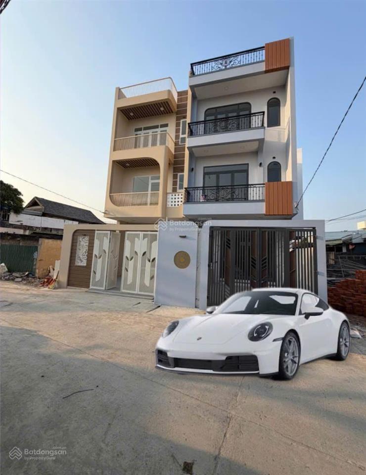 Bán nhà 3 tầng xây mới chưa sử dụng phương tây nha trang   0798 379 ***