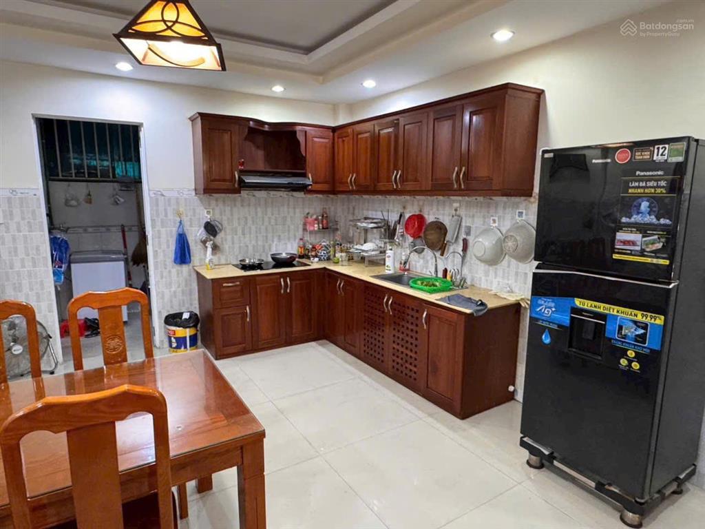 Bán nhà 3 tầng khu đô thị phước long có sổ hồng giao dịch trong ngày