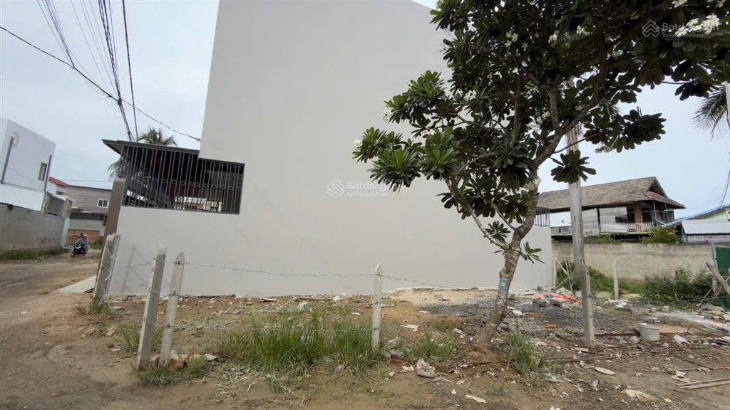  bán đất cầu bè vĩnh thạnh lô góc khu dân cư đông