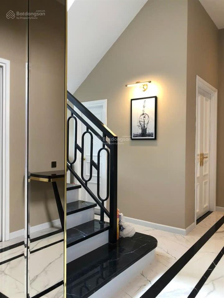 Bán biệt thự 3 tầng đối diện công viên hà quang 2  0798 379 ***
