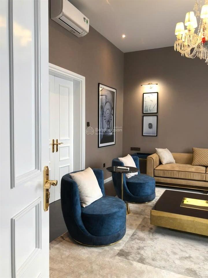 Bán biệt thự 3 tầng đối diện công viên hà quang 2  0798 379 ***