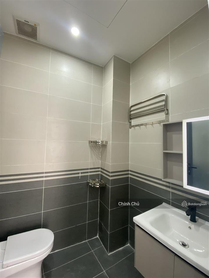 Bán nhà 1 trệt 1 lầu, 40.2m2, 2pn, hẻm rộng 4m, nguyễn văn cừ, p.2, q.5, hcm