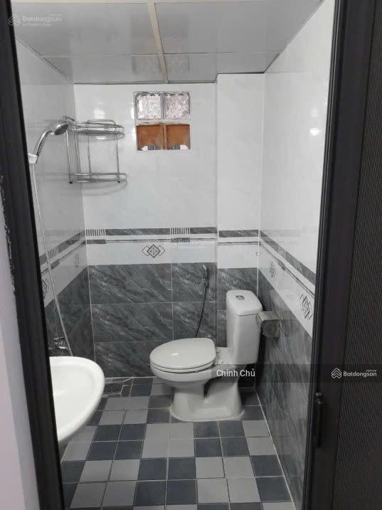 Bán nhà 1 trệt 1 lầu, 51.4m2, 2pn, sẵn sổ đã hoàn công, hẻm rộng 4m đ.hậu giang, p.11, q,6