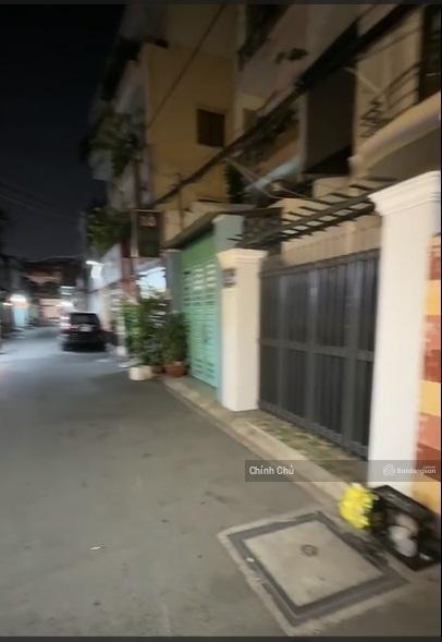 Cho thuê nhà 1 trệt 1 lửng 1 lầu sân thượng 100m2  mặt tiền số 15 ca văn thỉnh, p.11, q.tân bình