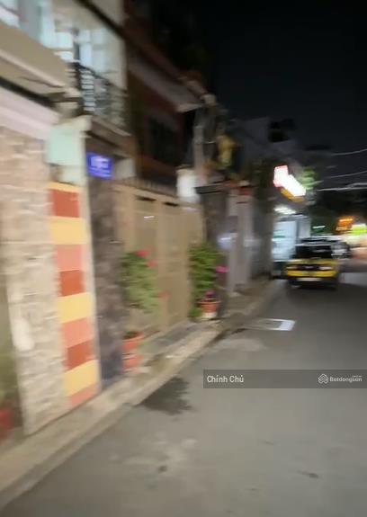 Cho thuê nhà 1 trệt 1 lửng 1 lầu sân thượng 100m2  mặt tiền số 15 ca văn thỉnh, p.11, q.tân bình