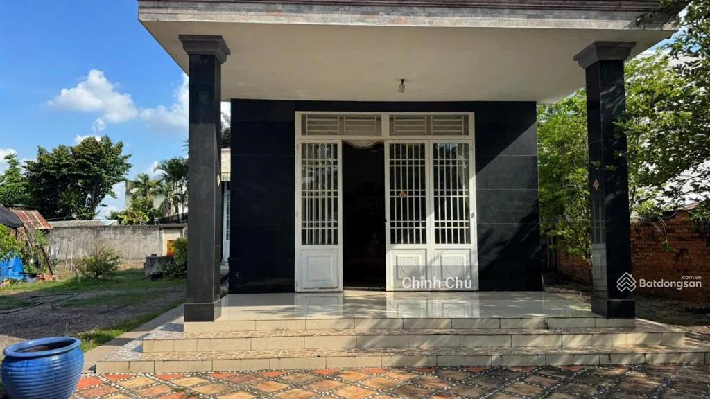 Chính chủ cần bán gấp lô đất 940m², tặng nhà 1 trệt 2pn, sẵn sổ tại mặt tiền tỉnh lộ 7, củ chi