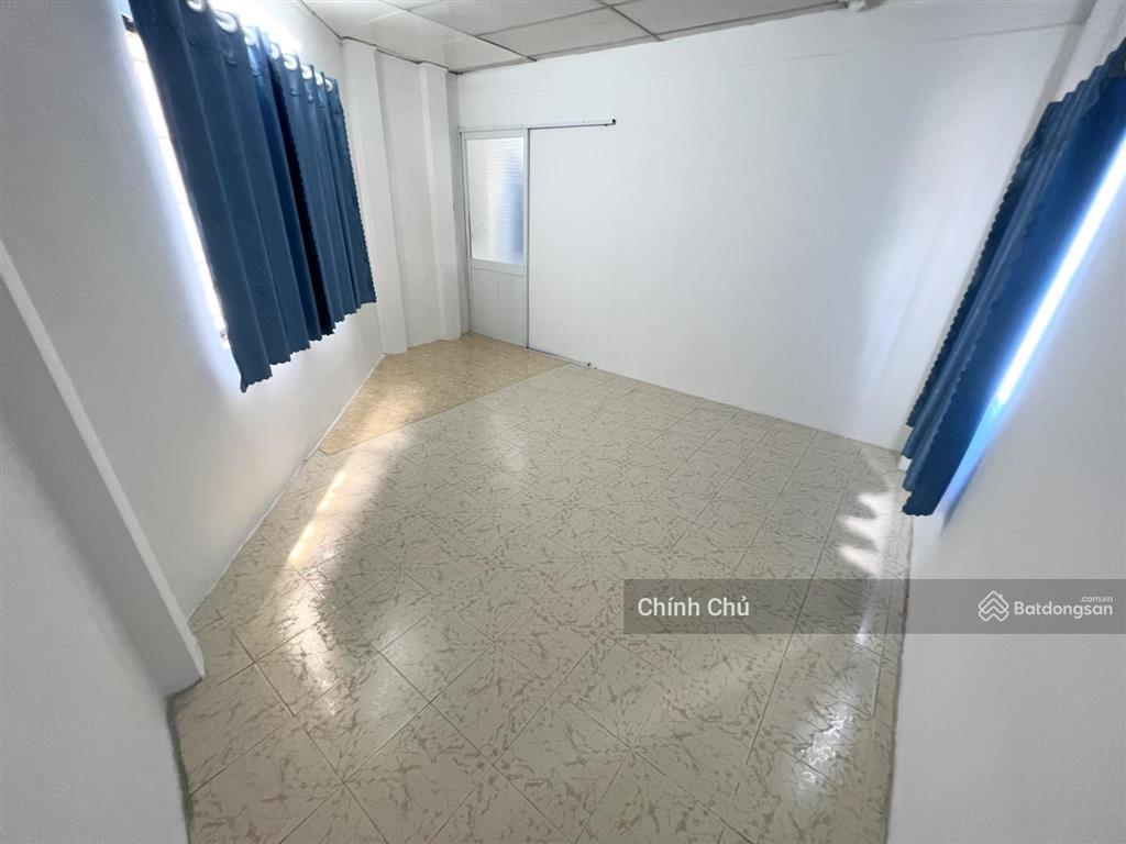 Chính chủ cho thuê nguyên lầu 60m2, 2pn, full tiện nghi gần chợ thị nghè, giáp quận 1