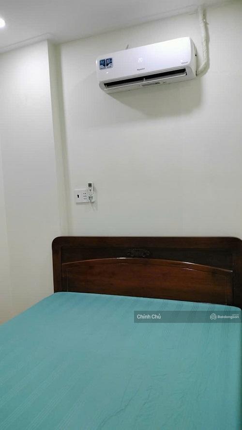 Cho thuê nhà mới 3 mặt tiền 1 trệt 2 lầu + sân thượng, dtsd 105m2, 2pn,full nội thất, p.bến thành