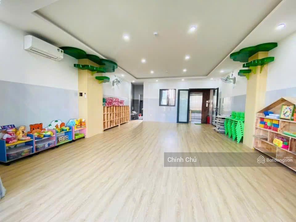 Sang trường mầm non  bình tân, hcm