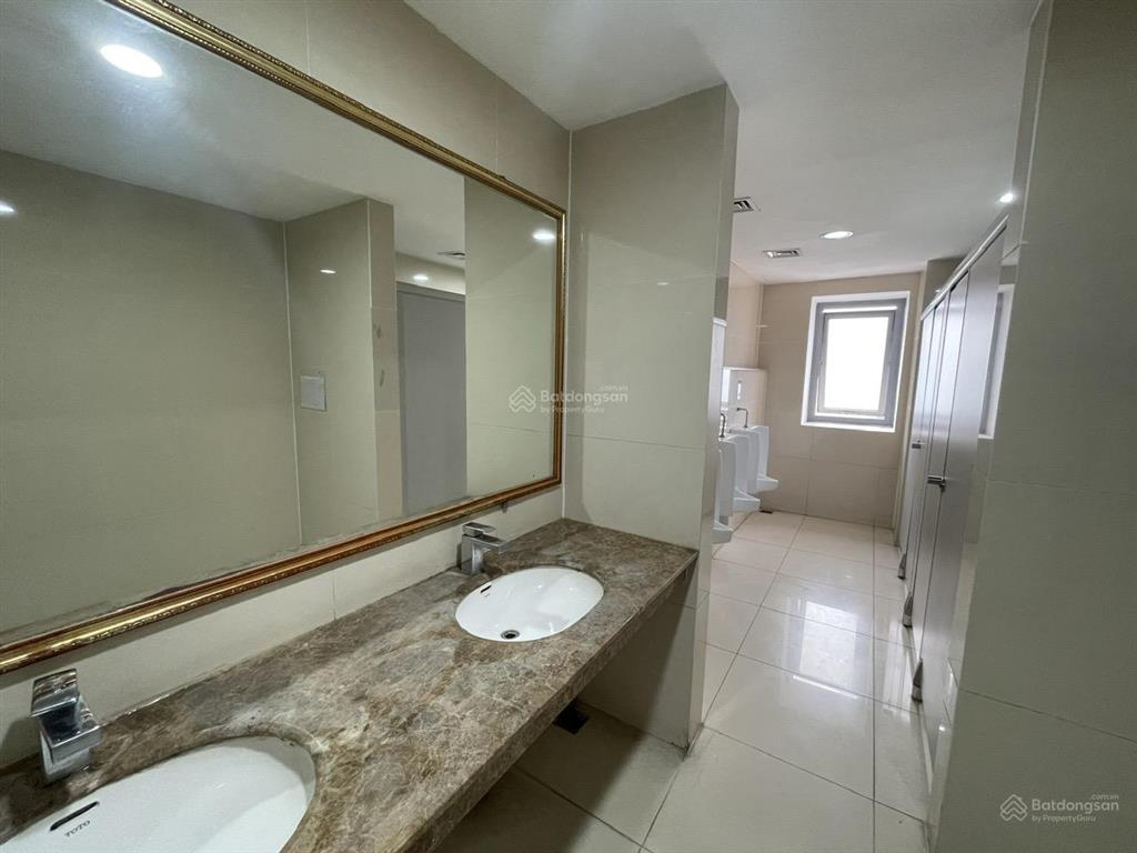 Cho thuê văn phòng tại ba đình, toà nhà harec building 4a láng hạ 300m2,  0916 668 ***