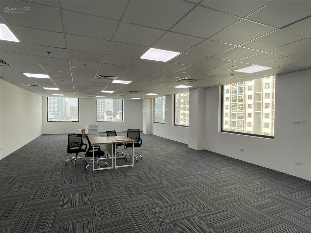 Cho thuê văn phòng tại netland building 85 lê văn lương dt 500m2 150k/th.  0945 025 ***