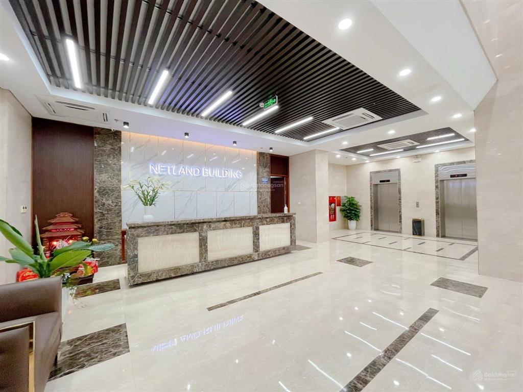 Cho thuê văn phòng tại netland building 85 lê văn lương dt 500m2 150k/th.  0945 025 ***