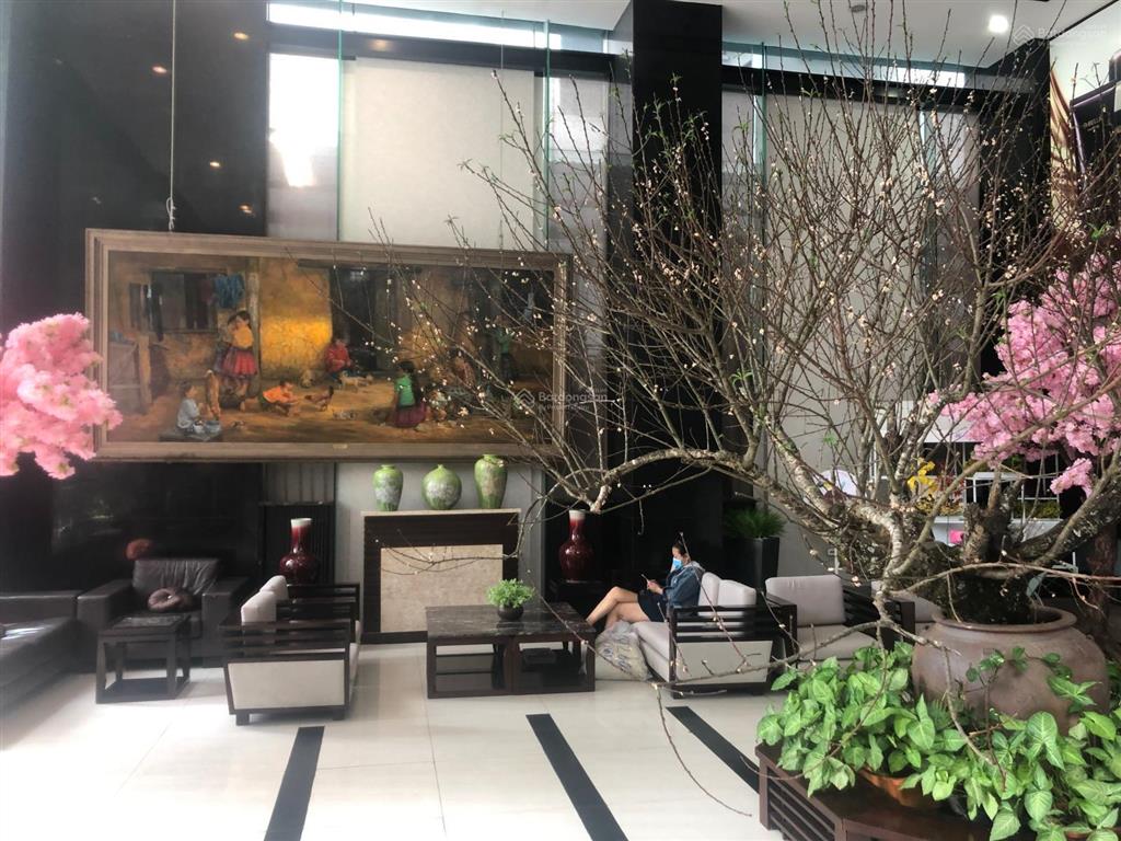Cho thuê văn phòng tại phố duy tân  tòa nhà vmt building 500m2 giá 135k/m2/th