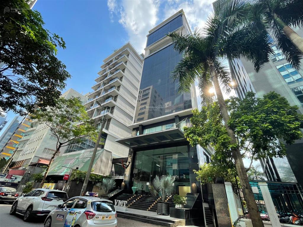 Cho thuê văn phòng tại phố duy tân  tòa nhà vmt building 500m2 giá 135k/m2/th