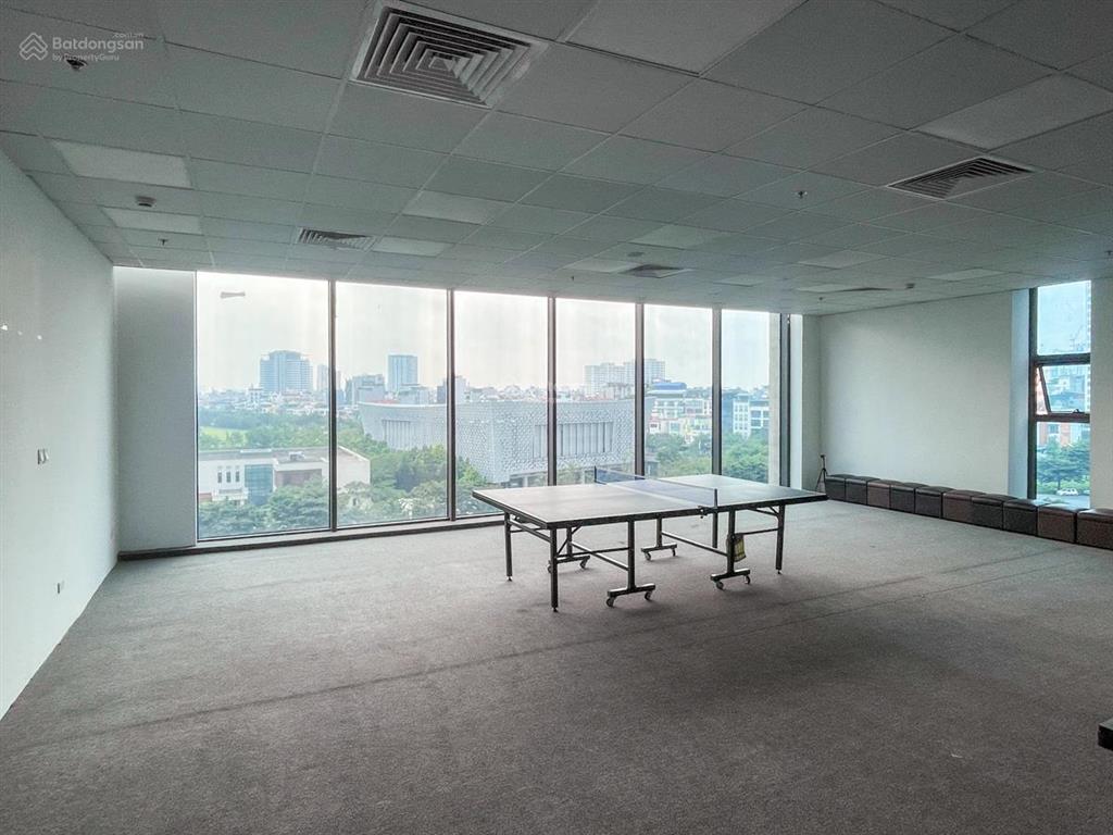 Cho thuê văn phòng tại tòa nhà n02t3 quang minh land 1095m2.