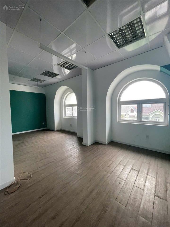 Bán nhà mặt tiền lương định của, p. an phú, quận 2 dt 10x20m hầm + 3 lầu  95 tỷ