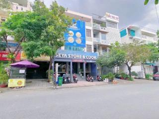 Bán nhà mặt tiền đường cao đức llân, quận 2  8m x 20m  51 tỷ  1 hầm. 3 tầng, sân thượng