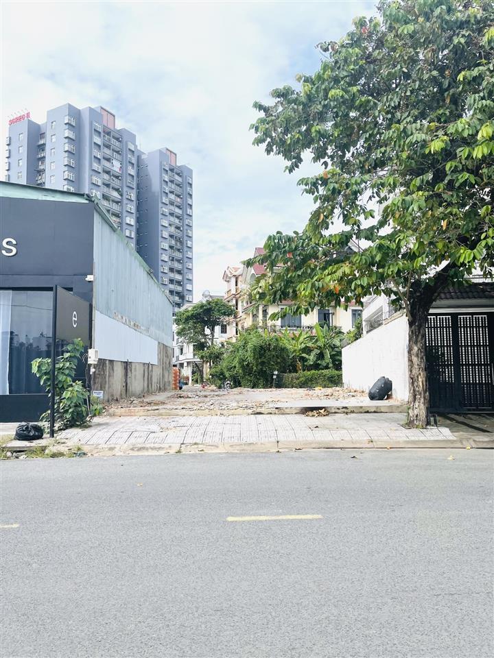 Bán đất mt đường cao đức lân, an phú, quận 2  9,25 x 20m (208 m2)  65 tỷ (có thương lượng)