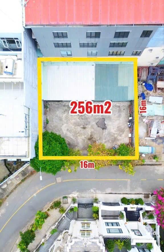 Bán đất mặt tiền đuờng bùi tá hán  16x16  50 tỷ