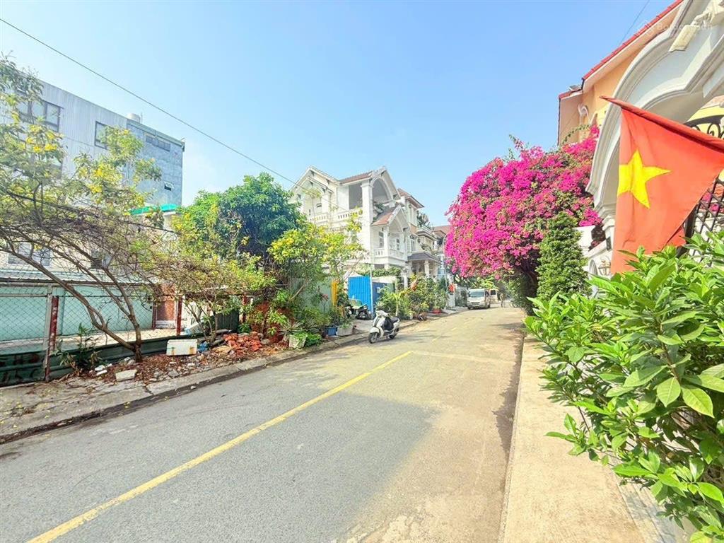 Bán đất mặt tiền đuờng bùi tá hán  16x16  50 tỷ