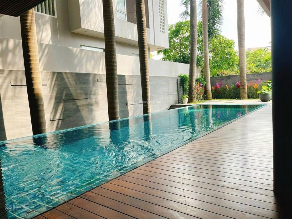 Biệt thự ven sông compound river mark trần não, q2  15x20  5 tầng  115 tỷ (tl)
