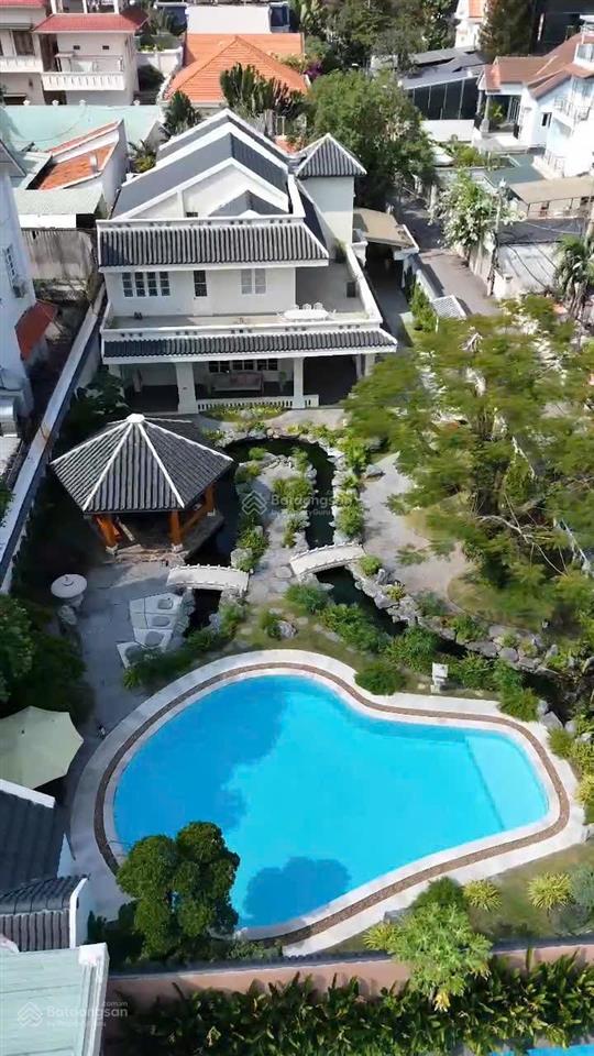 Bán dinh thự của doanh nhân đại gia ngành thép vn (tôn hoa sen)  thảo điền, q 2  51 x 19m  225tỷ