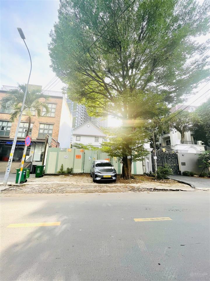 Bán đất đẹp 12x20m giang văn minh q2 vị trí vàng đối diện the vista, giá 66 tỷ