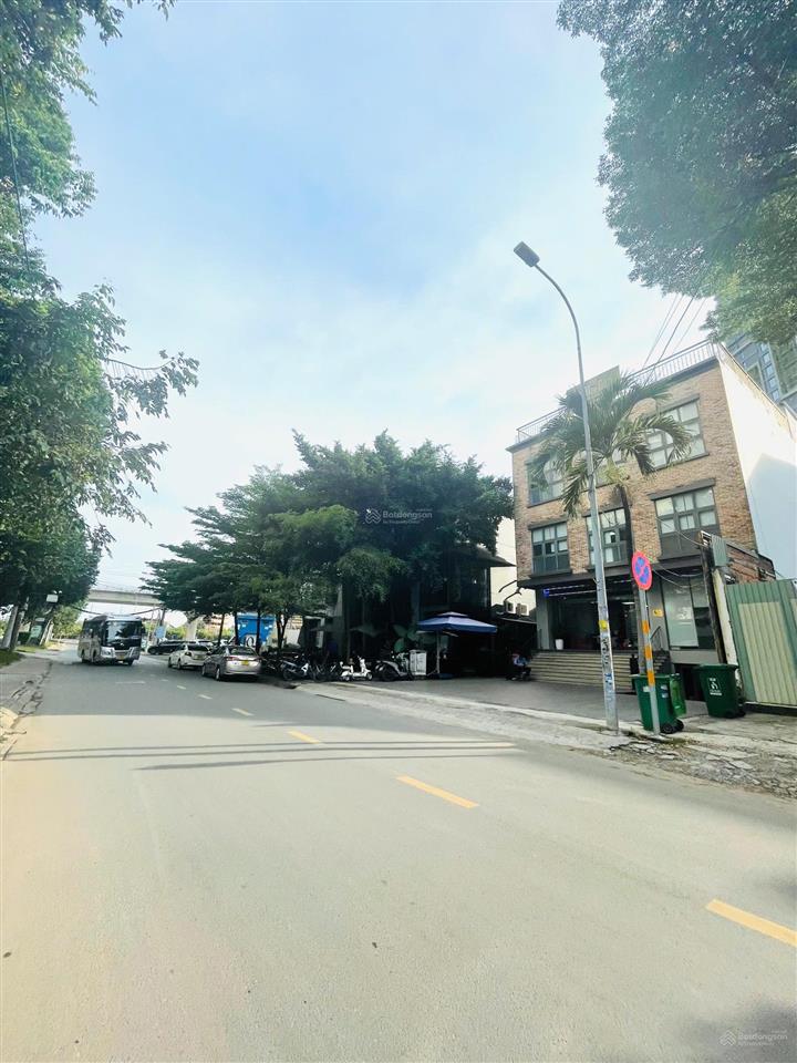 Bán đất đẹp 12x20m giang văn minh q2 vị trí vàng đối diện the vista, giá 66 tỷ