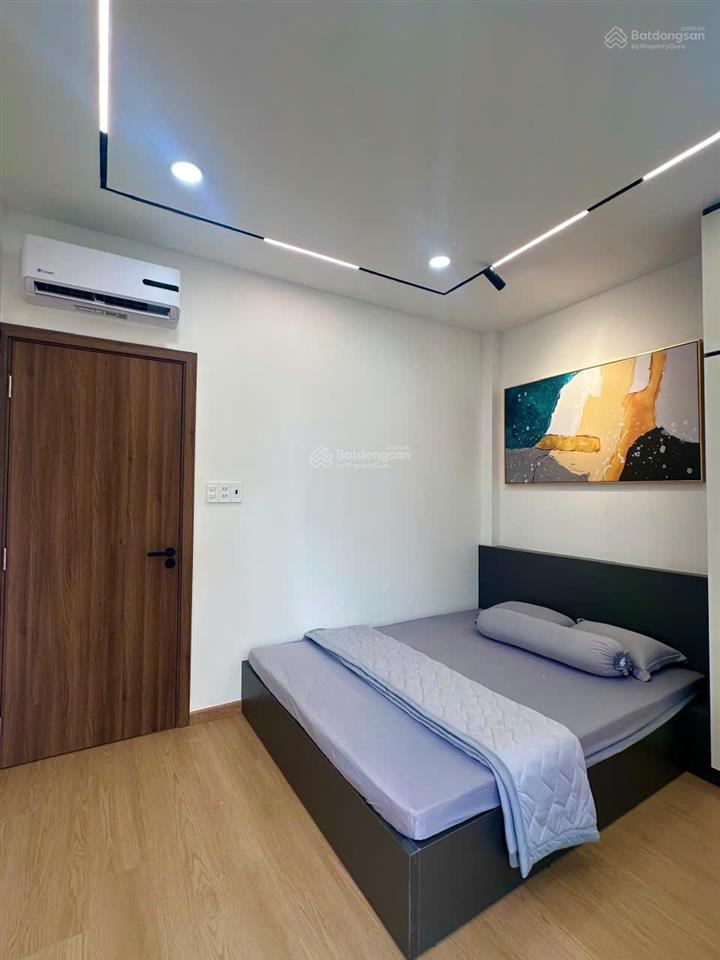 Chính chủ bán nhà mt hồng lạc ngay tt bàu cát 3,8m*11m trệt 2 lầu st nhà mới ở liền chỉ 8,5 tỷ tl