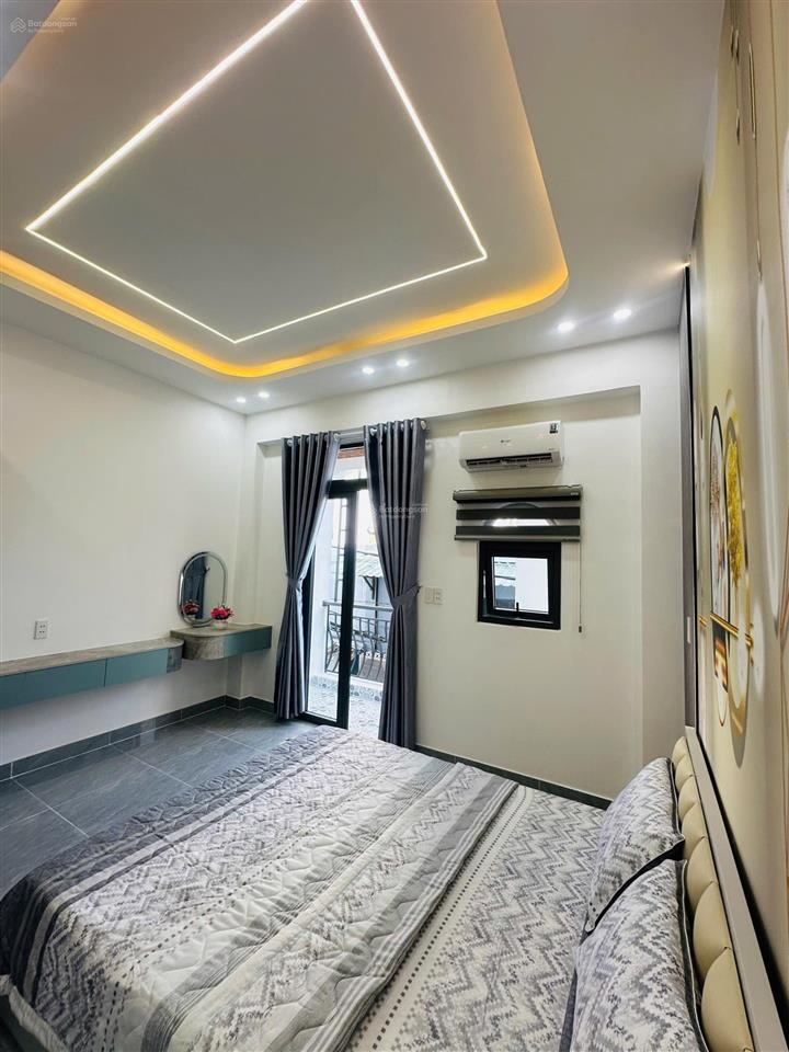 Chính chủ cần bán nhà hxh 5m lạc long quân tb [4.4m*12.5m] trệt 2 lầu st chỉ 9.3 tỷ thương lượng