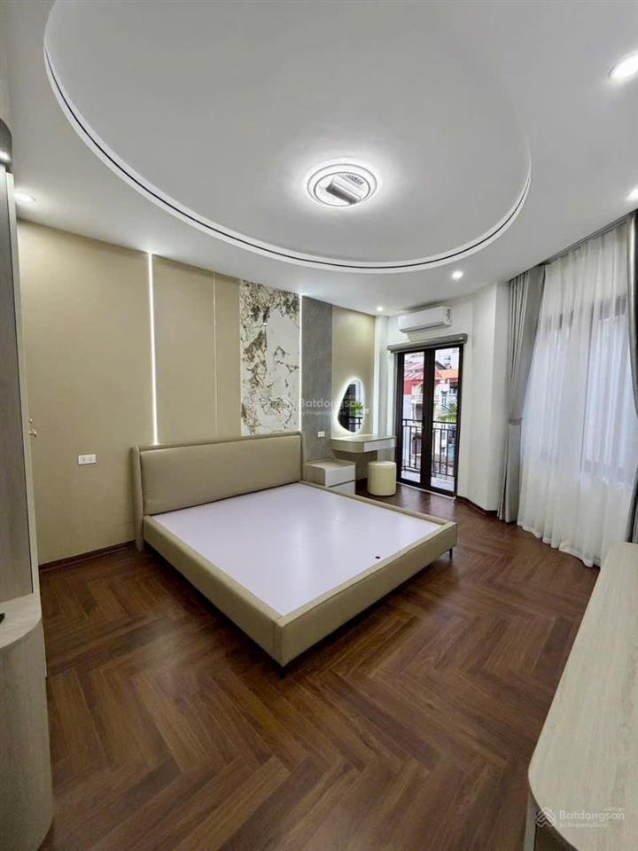 Nhà đối diện bệnh viện tâm anh  gara ô tô chào nhỉnh 11 tỷ (có thương lượng thoải mái) li