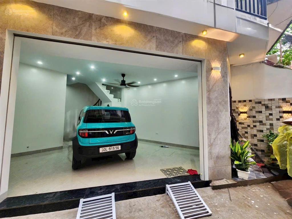 Nhà đối diện bệnh viện tâm anh  gara ô tô chào nhỉnh 11 tỷ (có thương lượng thoải mái) li