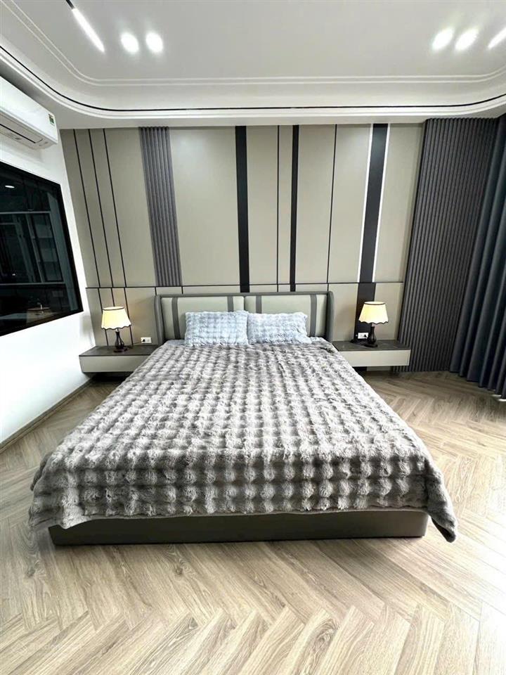 Tầm này căn nào cũng giảm cực sâu quý a/c ạ!
 nhà đẹp xây mới phố gia thuỵ nguyễn văn cừ