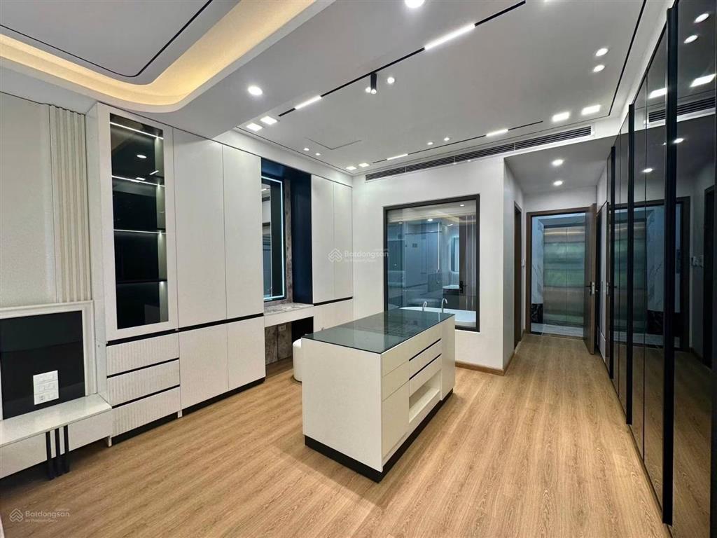 Bán nhà riêng tại ngọc thụy, 25 tỷ vnd, 60m2, 6 tầng, 4pn, 5wc, giá cực chất, view đẹp