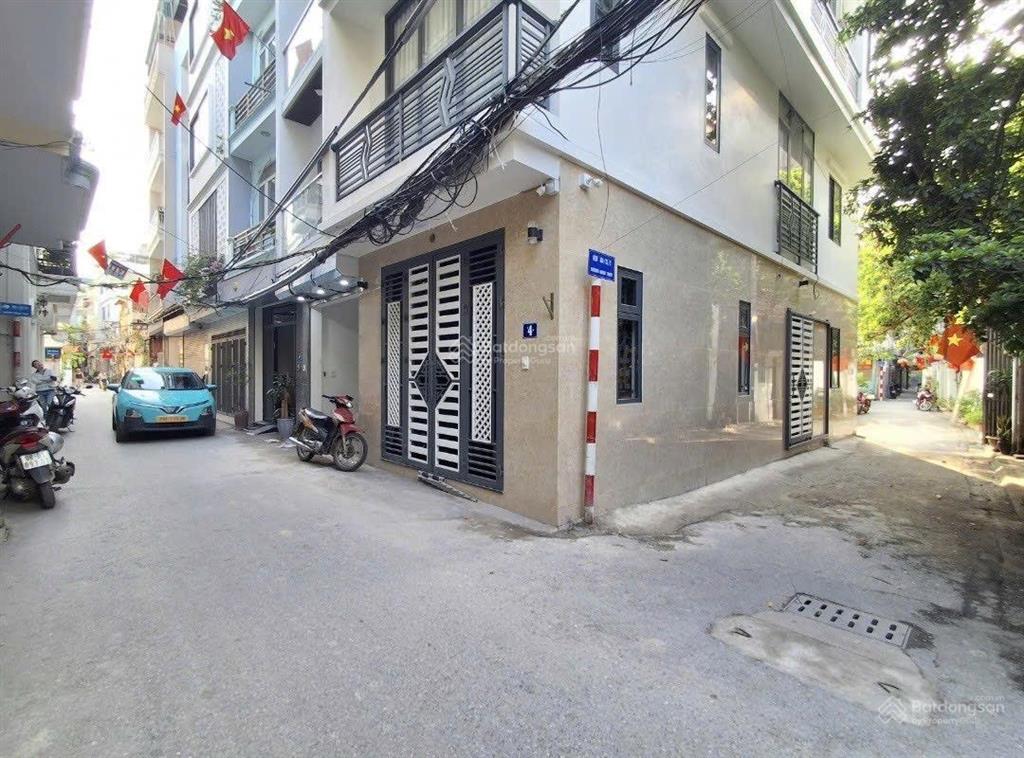 Chủ cần bán nhanh để nhập lô đất mới, giảm 600 triệu = siêu phẩm ngọc thụy  gara