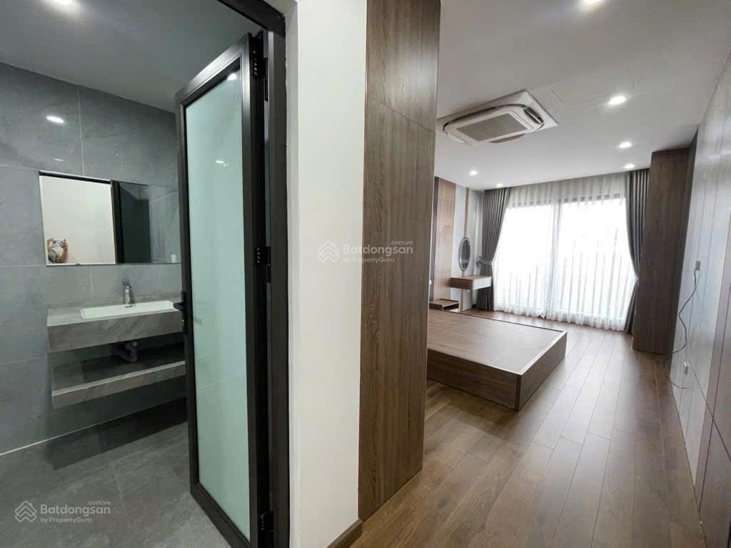 Chủ cần bán nhanh để nhập lô đất mới, giảm 600 triệu = siêu phẩm ngọc thụy  gara
