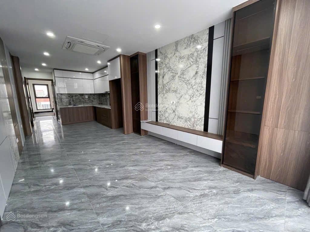 Chủ cần bán nhanh để nhập lô đất mới, giảm 600 triệu = siêu phẩm ngọc thụy  gara