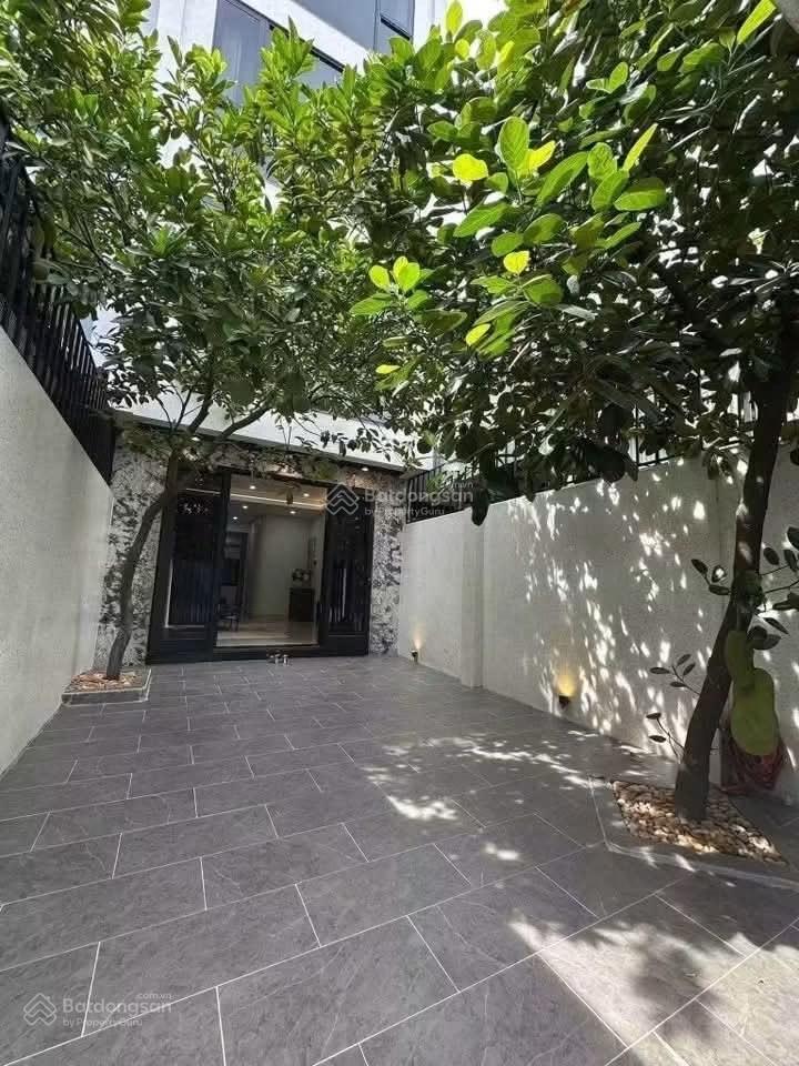 Việt hưng chủ giảm sốc 1 tỷ biệt thự sân vườn 70m2 chỉ 11 tỷ  đẹp như homestay diện tích rộng