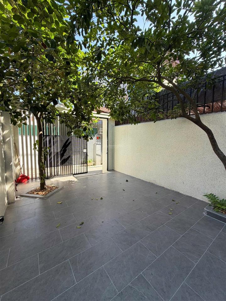 Việt hưng chủ giảm sốc 1 tỷ biệt thự sân vườn 70m2 chỉ 11 tỷ  đẹp như homestay diện tích rộng