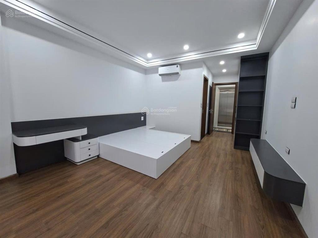 Bán nhà riêng 35m2, 7,8 tỷ tại phố việt hưng, phường việt hưng, quận long biên, hà nội